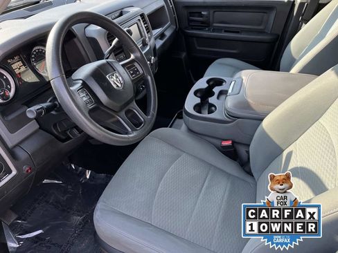 Used 2018 RAM 2500 Tradesman w/ Chrome Appearance Group image 23