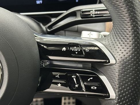 Certified 2025 Mercedes-Benz GLC 300 4MATIC image 28