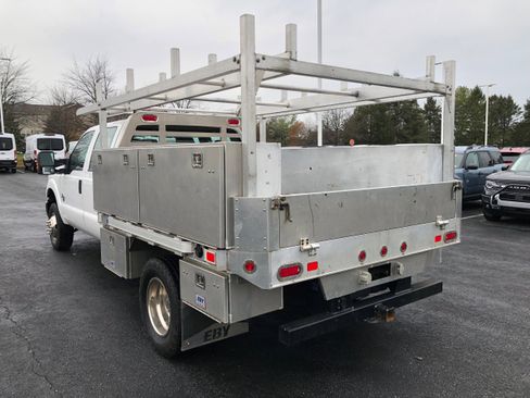 Used 2015 Ford F350 XL w/ Power Equipment Group image 3