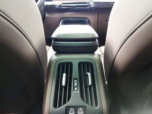 Used 2025 BMW X2 xDrive28i image 52