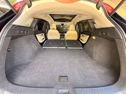 Used 2019 INFINITI QX50 Essential w/ Premium Heat Package image 13