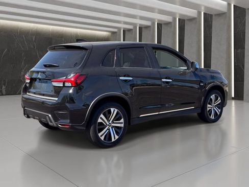 Used 2020 Mitsubishi Outlander Sport ES FWD image 6