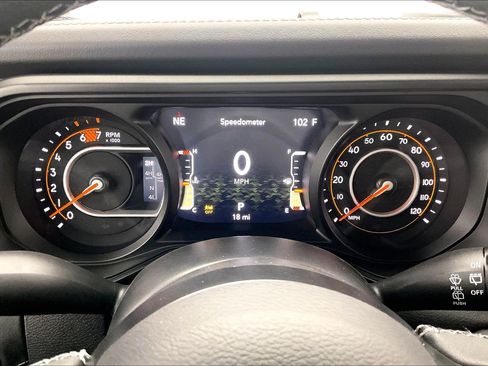 New 2026 Jeep Wrangler Unlimited Rubicon AWD/4WD image 19