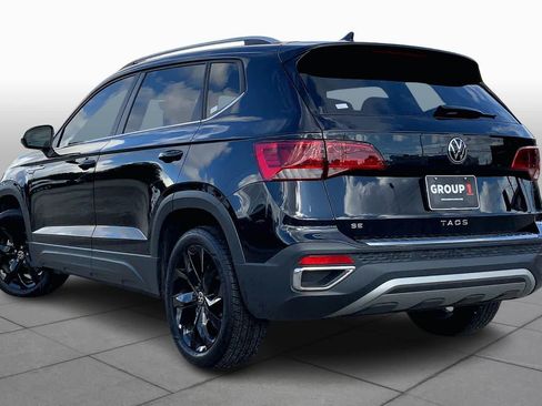 Used 2024 Volkswagen Taos SE w/ Black Wheel Package FWD image 12