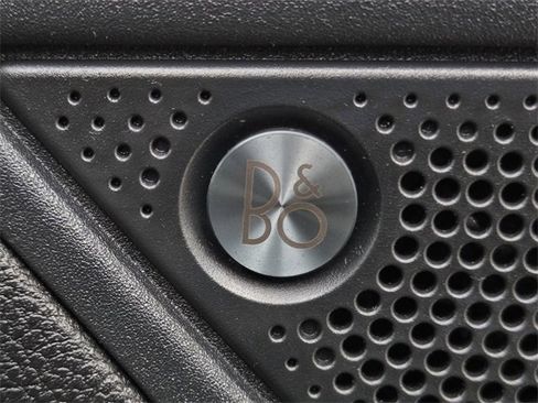 Used 2022 Ford Edge Titanium image 9