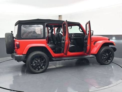 Used 2023 Jeep Wrangler Unlimited Sahara w/ Cold Weather Group AWD/4WD image 48