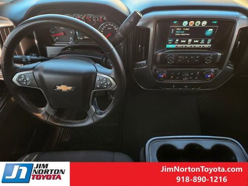 Used 2018 Chevrolet Silverado 1500 LT w/ Texas Edition image 28