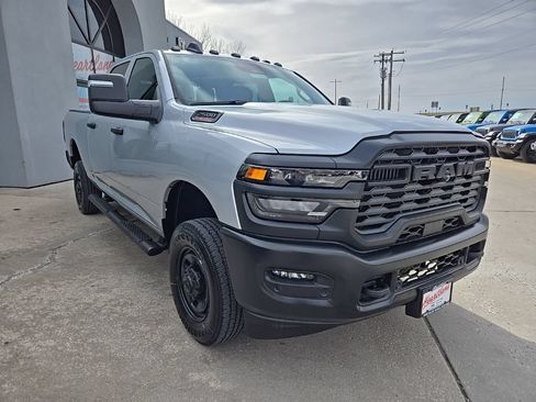 New 2026 RAM 2500 Tradesman AWD/4WD image 14
