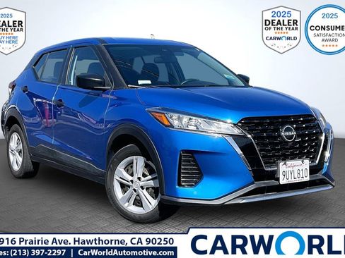Used 2022 Nissan Kicks S FWD image 1
