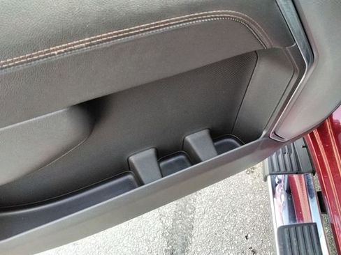 Used 2024 Chevrolet Silverado 1500 High Country w/ Technology Package image 32