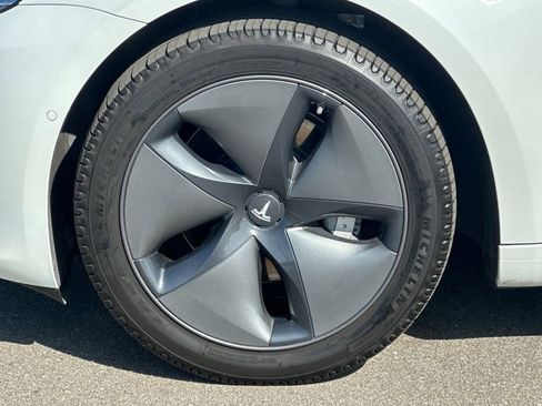 Used 2019 Tesla Model 3 RWD image 24