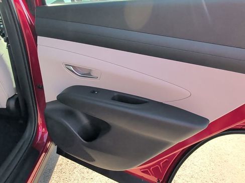 New 2026 Hyundai Tucson SEL FWD image 17