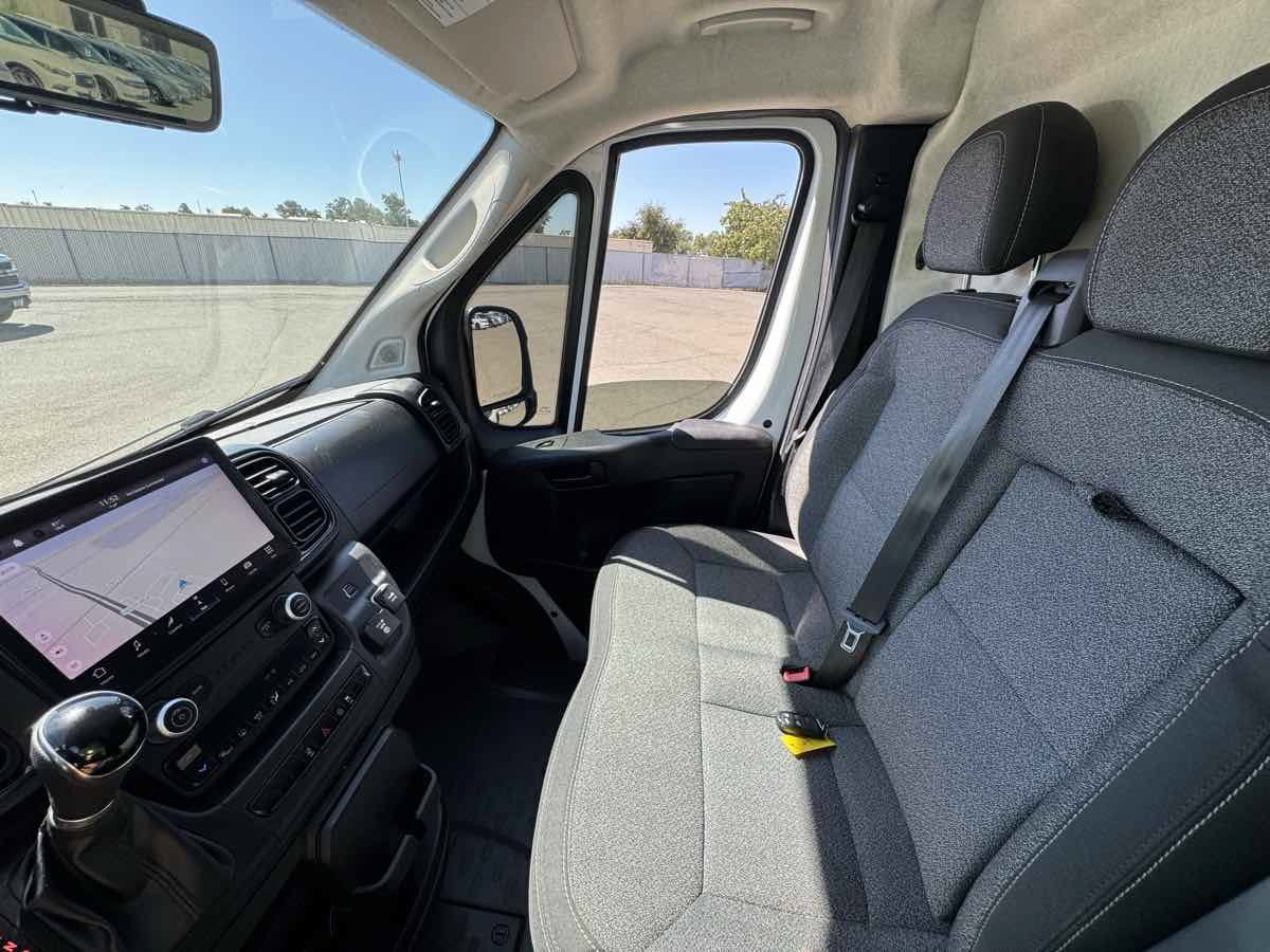 Used 2023 RAM ProMaster 2500 w/ Driver Convenience Group FWD image 29