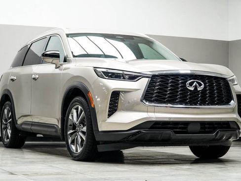 Used 2023 INFINITI QX60 Luxe w/ Cargo Package AWD/4WD image 4