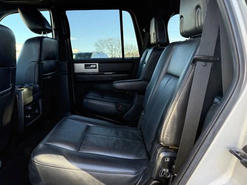 Used 2015 Ford Expedition XLT w/ Equipment Group 201A image 21