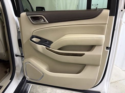 Used 2018 GMC Yukon XL Denali image 21