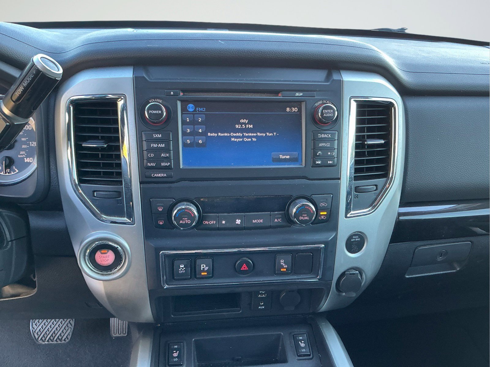 Used 2017 Nissan Titan SV RWD image 19