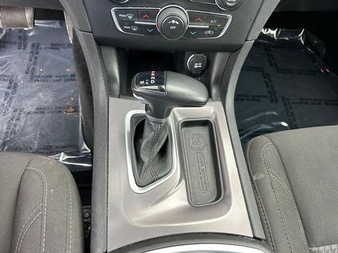 Used 2023 Dodge Charger SXT image 20