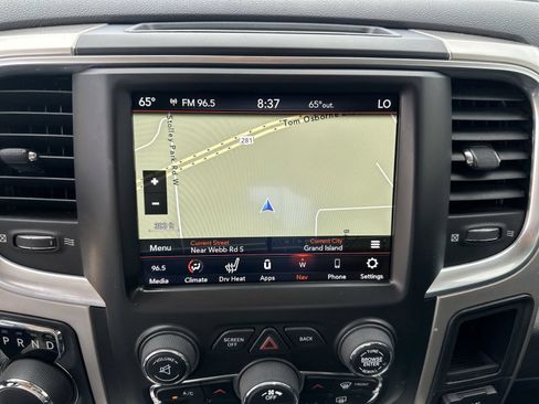 Used 2018 RAM 1500 Big Horn AWD/4WD image 14