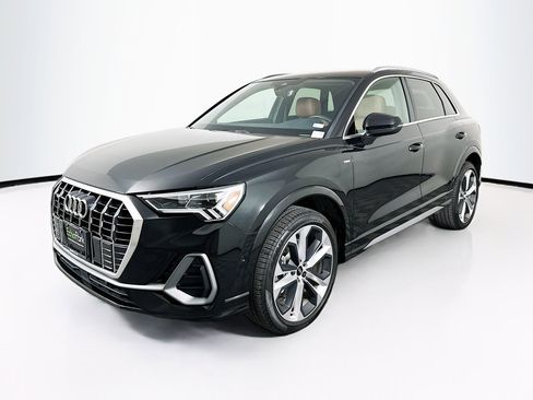 Used 2021 Audi Q3 2.0T Premium Plus image 3