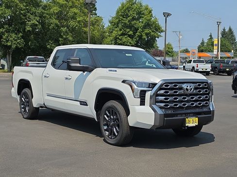 New 2026 Toyota Tundra Platinum AWD/4WD image 2
