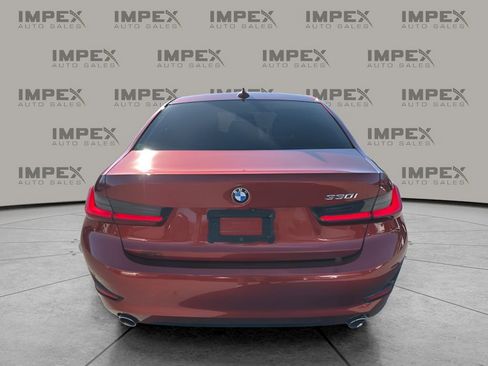 Used 2022 BMW 330i Sedan image 4