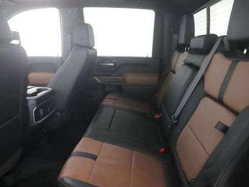 Used 2022 Chevrolet Silverado 2500 High Country w/ Safety Package II AWD/4WD image 30