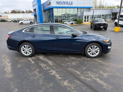 Used 2019 Chevrolet Malibu LT w/ Driver Confidence Package FWD image 2