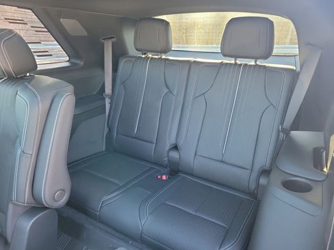 New 2026 Cadillac Vistiq Sport image 29