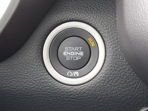 Used 2022 RAM 1500 Big Horn image 25