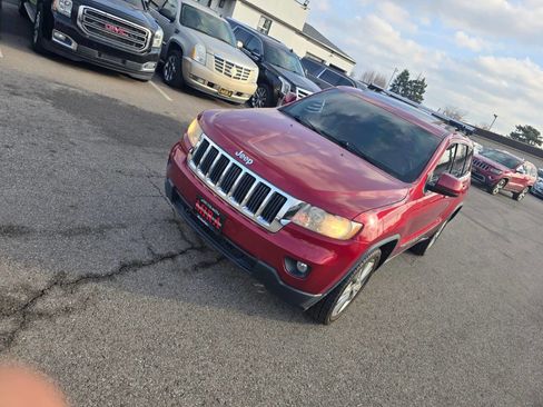 Used 2013 Jeep Grand Cherokee Laredo image 50