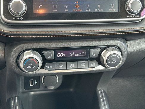 Used 2020 Nissan Kicks SR w/ SR Premium Package FWD image 20