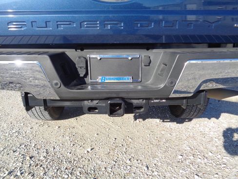 Used 2017 Ford F250 Lariat w/ Lariat Value Package image 9