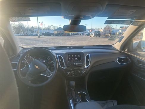 Certified 2024 Chevrolet Equinox LT w/ LPO, Floor Liner Package image 6