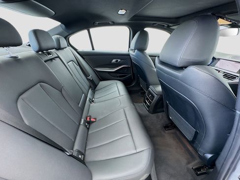 Used 2021 BMW 330i xDrive Sedan AWD/4WD image 19