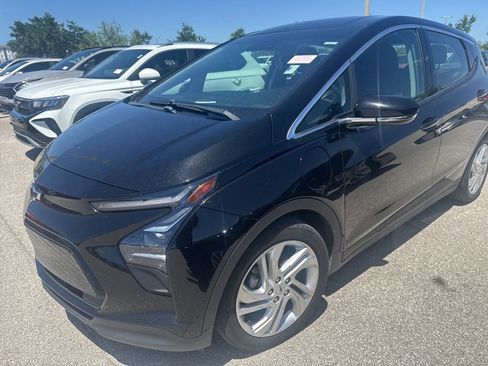 Used 2023 Chevrolet Bolt LT w/ Driver Confidence Package image 9