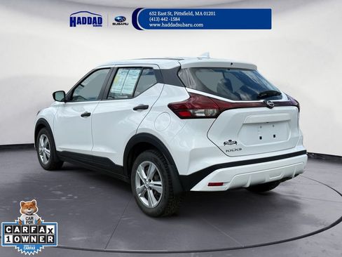 Used 2022 Nissan Kicks S w/ Interior Electronics Package FWD image 3