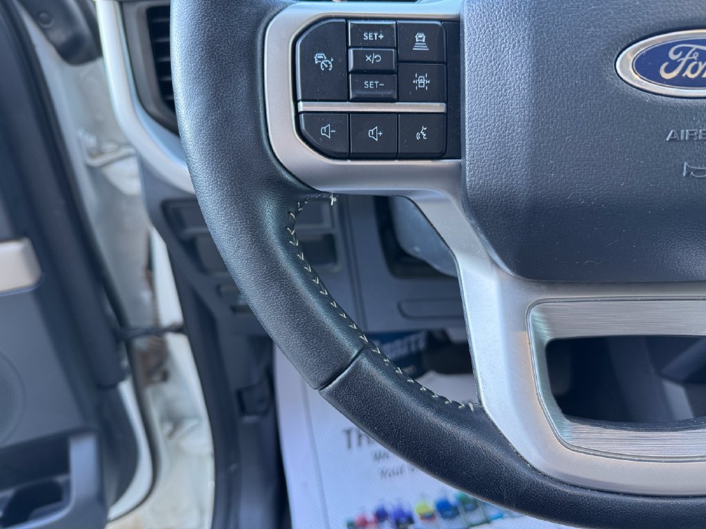 Used 2024 Ford Expedition XLT AWD/4WD image 10