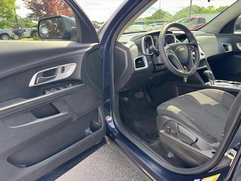Used 2017 Chevrolet Equinox LS FWD image 13