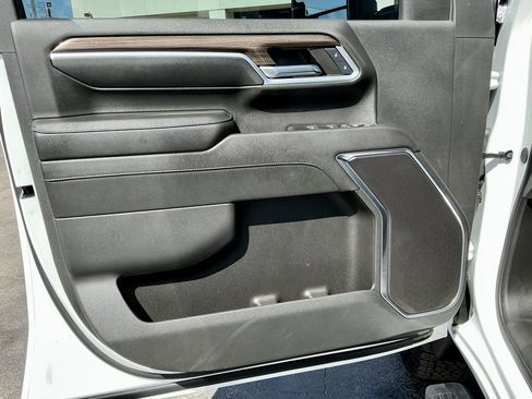 Used 2024 Chevrolet Silverado 2500 LT w/ All Star Edition image 44