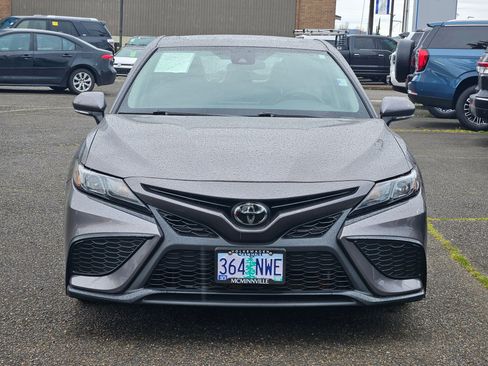 Used 2023 Toyota Camry SE w/ Blackout Package (TMS) AWD/4WD image 8