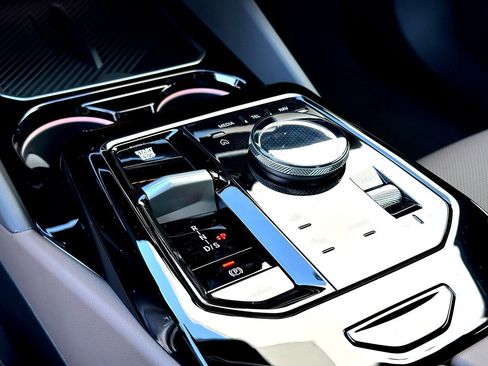 New 2026 BMW 530i 530i w/ M Sport Package image 13