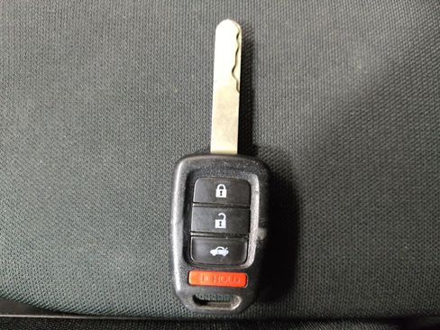 Used 2019 Honda Civic LX image 32