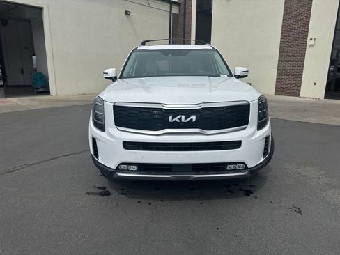 Used 2022 Kia Telluride SX w/ SX Prestige Package AWD/4WD image 3