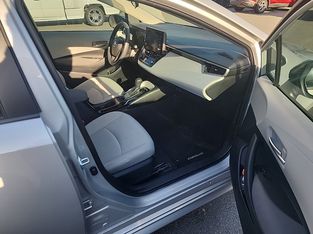 Used 2021 Toyota Corolla L FWD image 13