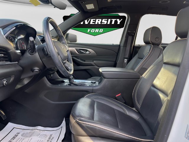 Used 2024 Chevrolet Traverse Premier w/ Redline Edition FWD image 30