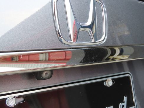 Used 2019 Honda HR-V EX-L image 13