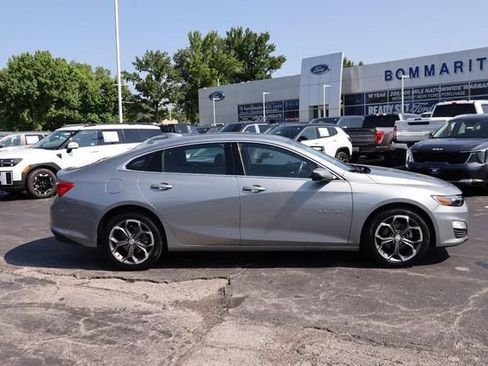 Used 2024 Chevrolet Malibu LT FWD image 5
