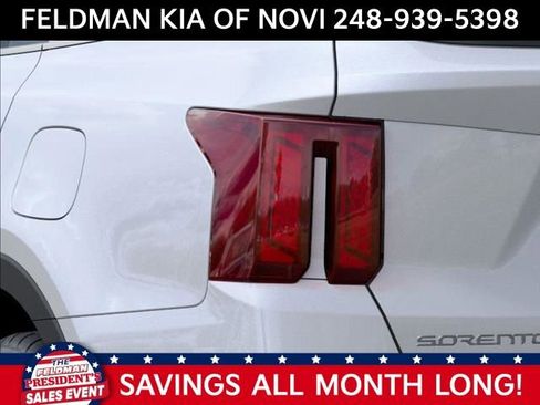 New 2026 Kia Sorento LX image 11