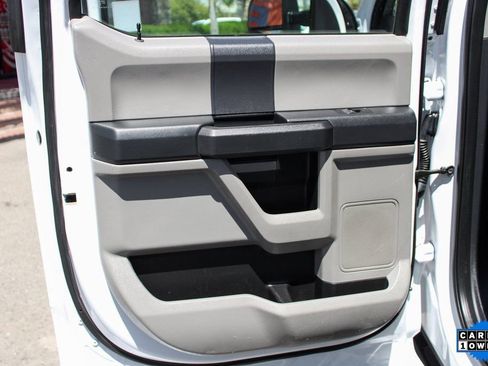 Used 2022 Ford F550 2WD Crew Cab Super Duty w/ Power Equipment Group image 28